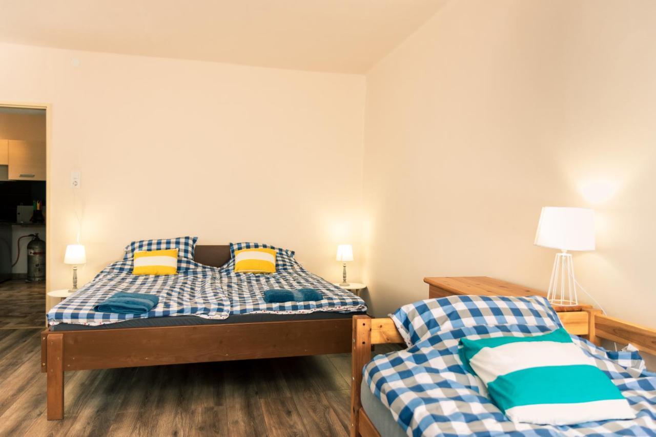 Appartamento Olivia Apartman Sárospatak Esterno foto