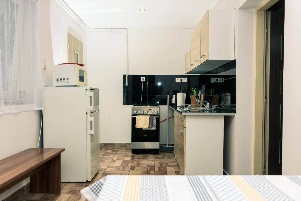 Appartamento Olivia Apartman Sárospatak Esterno foto